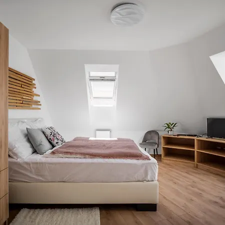 Florand Rooms&wine 4* Шопрон